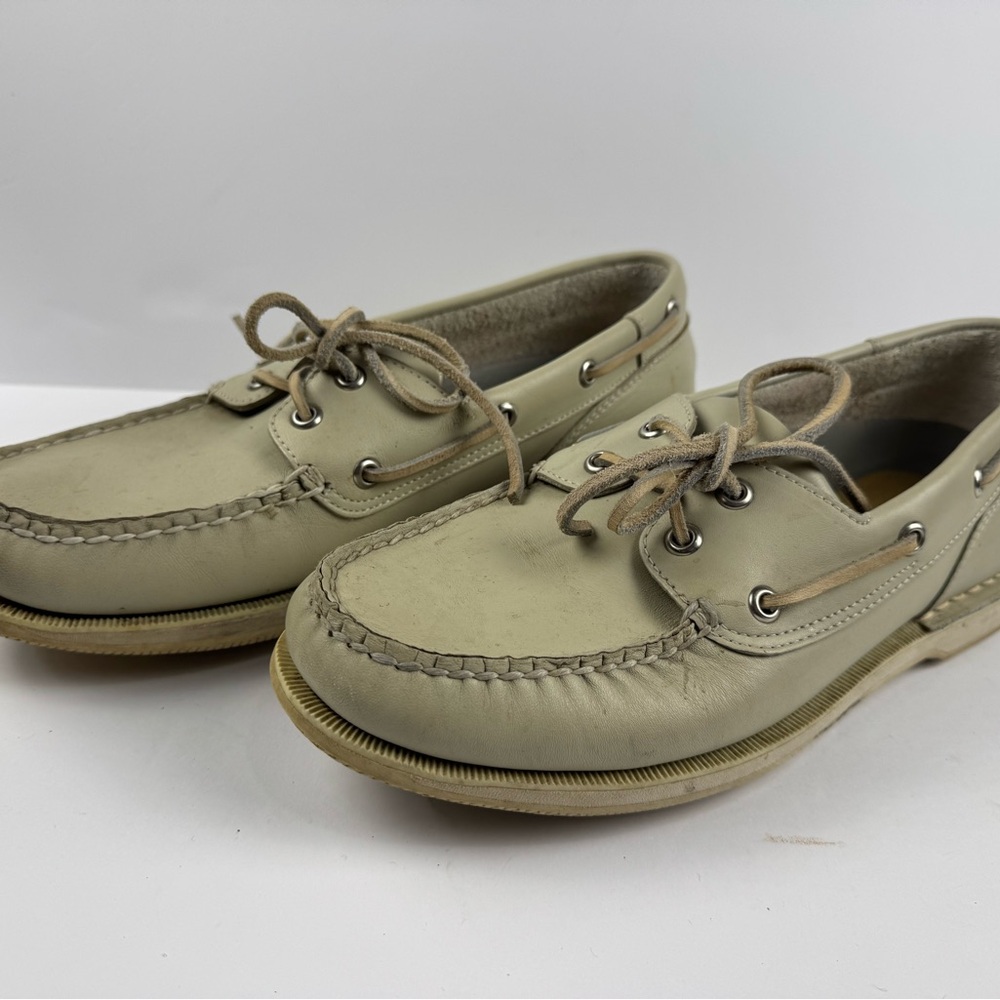 Rockport Men's Light Tan leather Boat Shoes size 9